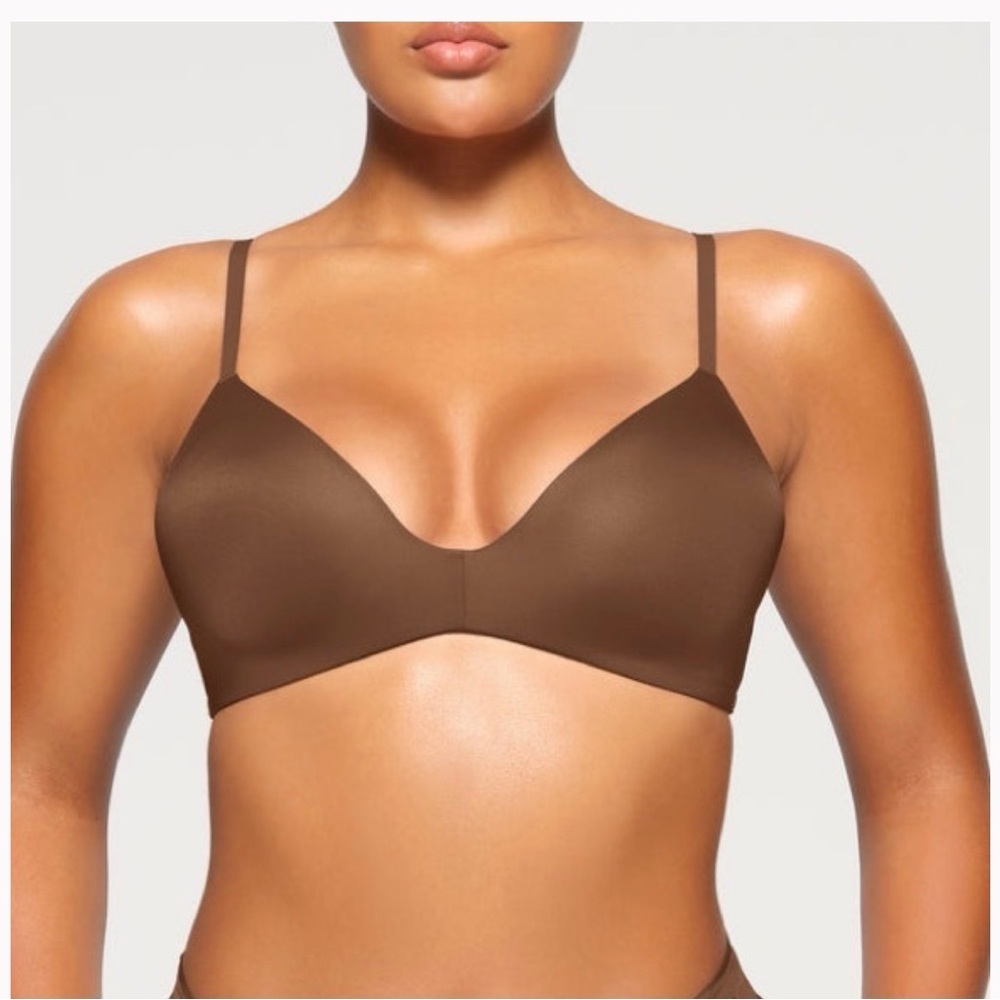 Skims Wireless lightly lined bra – Jasper - 36DDD